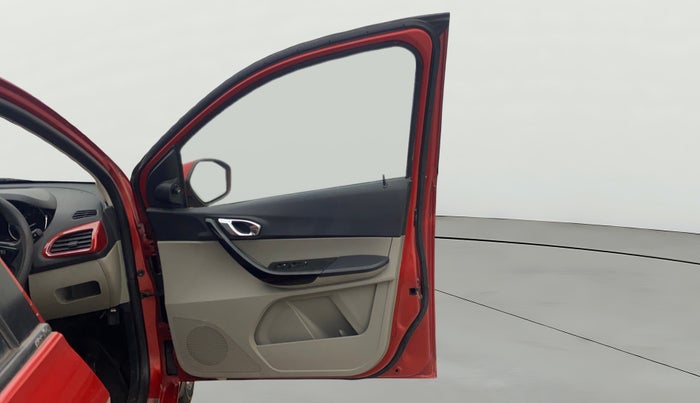 2018 Tata Tiago XZ PETROL, Petrol, Manual, 48,850 km, RHS Front Door