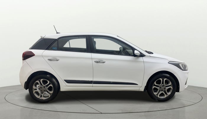 2019 Hyundai Elite i20 ASTA 1.4 CRDI (O), Diesel, Manual, 1,14,342 km, Right Side View