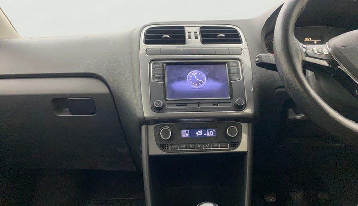 2018 Volkswagen Polo HIGHLINE PLUS 1.0 16 ALLOY, CNG, Manual, 50,081 km, Air Conditioner