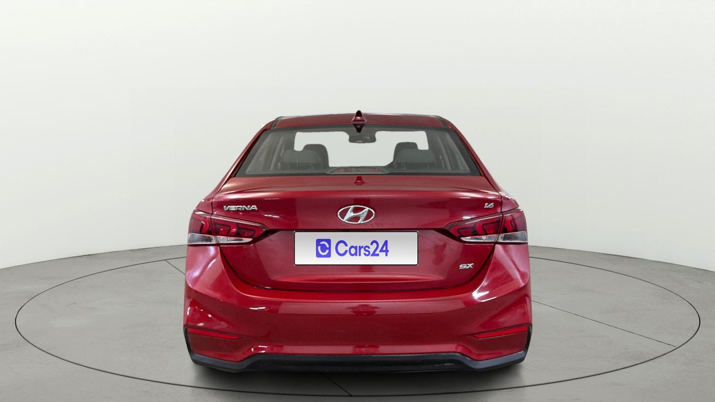 2018 Hyundai Verna 1.6 VTVT SX (O) AT, Petrol, Automatic, 42,399 km, Back/Rear