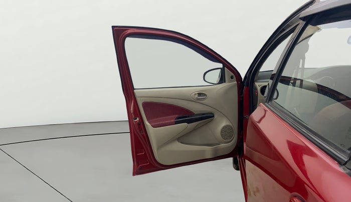 2016 Toyota Etios Liva V, Petrol, Manual, 37,689 km, LHS Front Door