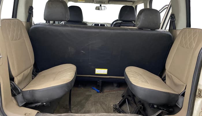 2017 Mahindra TUV300 T10 AMT, Diesel, Automatic, 97,525 km, Third Seat Row ( optional )