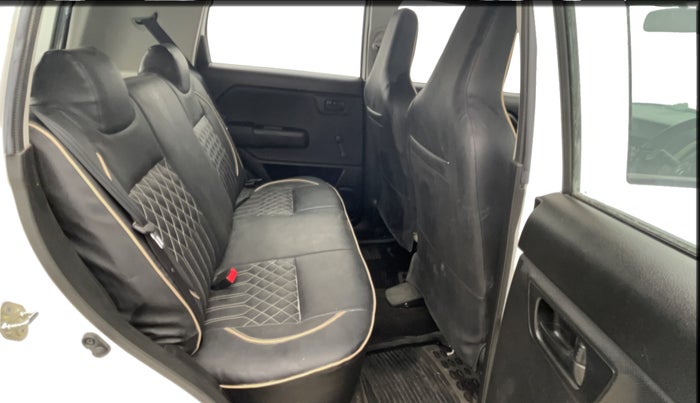 2022 Maruti New Wagon-R LXI 1.0, Petrol, Manual, 12,426 km, Right Side Rear Door Cabin