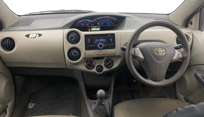 2015 Toyota Etios Liva G, Petrol, Manual, 1,14,496 km, Dashboard