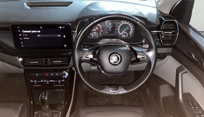 2021 Skoda KUSHAQ STYLE 1.0L TSI AT, Petrol, Automatic, 26,533 km, Steering Wheel Close Up