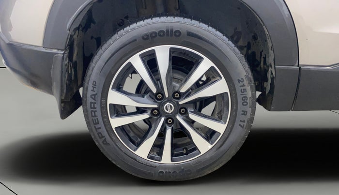 2019 Nissan Kicks XV PREMIUM O DUAL TONE DIESEL, Diesel, Manual, 45,593 km, Right Rear Wheel