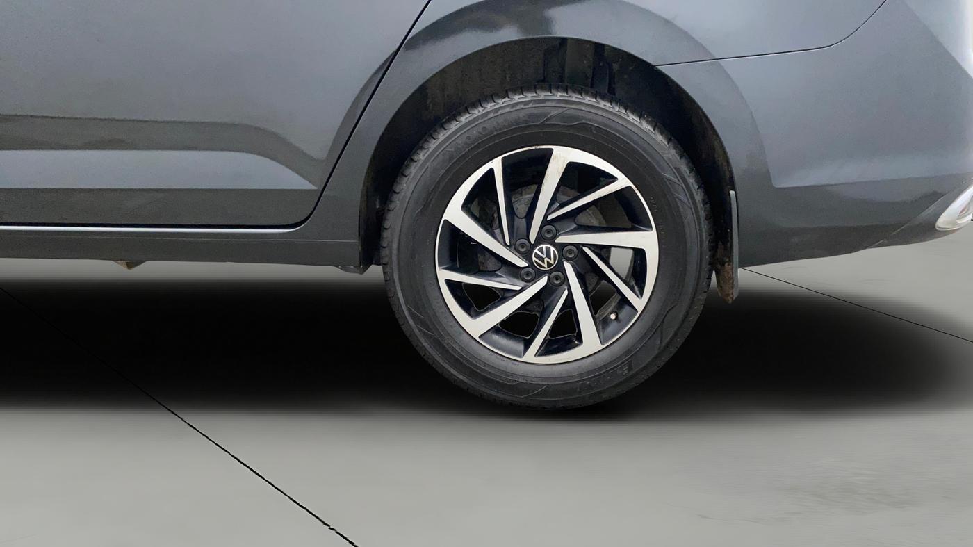 2023 Volkswagen VIRTUS TOPLINE TSI 1.0 AT, Petrol, Automatic, 59,729 km, Left Rear Wheel