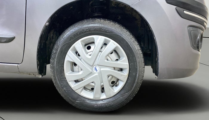 2015 Maruti Wagon R 1.0 LXI, Petrol, Manual, 9,847 km, Right Front Wheel