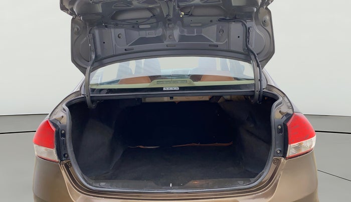 2017 Maruti Ciaz DELTA 1.4 AT PETROL, Petrol, Automatic, 1,21,537 km, Boot Open Zoomed View