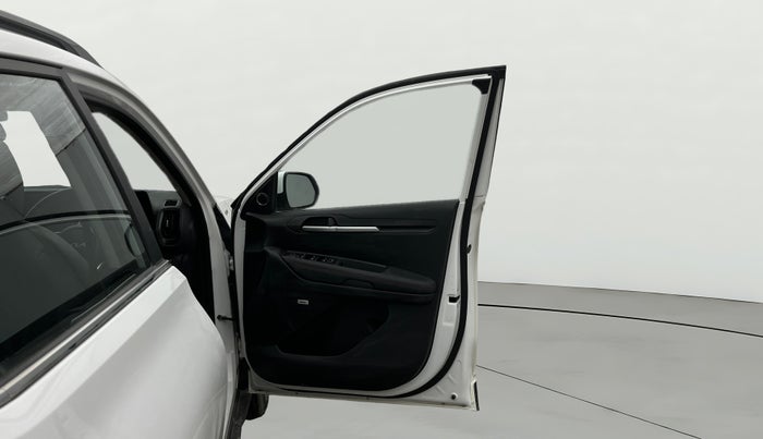 2022 KIA SONET GTX PLUS 1.0 IMT, Petrol, Manual, 23,928 km, RHS Front Door