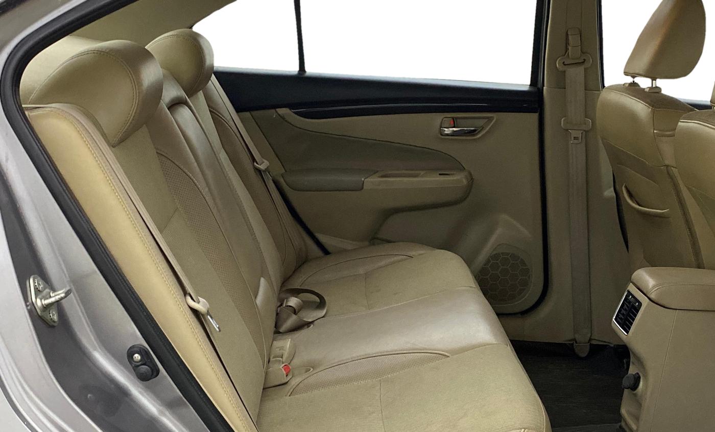 2016 Maruti Ciaz ZXI AT, Petrol, Automatic, 43,874 km, Right Side Rear Door Cabin