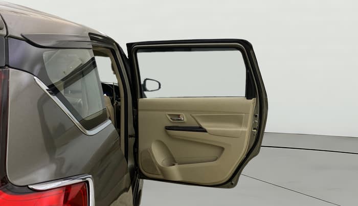 2022 Maruti Ertiga ZXI AT SHVS, Petrol, Automatic, 1,18,292 km, RHS Rear Door