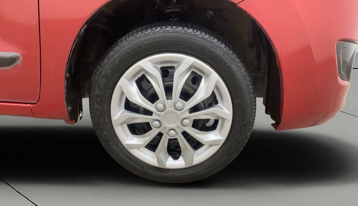 2013 Maruti Wagon R 1.0 VXI, Petrol, Manual, 58,557 km, Right Front Wheel