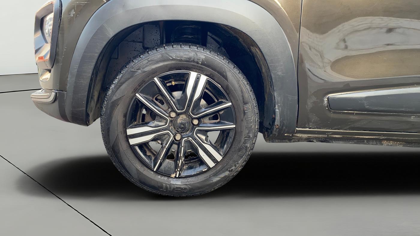 2021 Renault Kwid CLIMBER 1.0 AMT (O), Petrol, Automatic, 20,408 km, Left Front Wheel