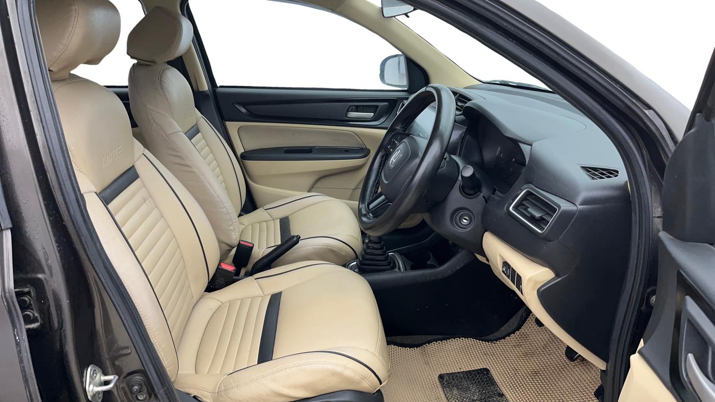 2019 Honda Amaze 1.2L I-VTEC S, CNG, Manual, 62,286 km, Right Side Front Door Cabin