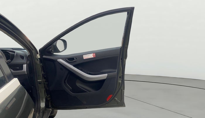 2021 Tata NEXON XMA PETROL, Petrol, Automatic, 28,382 km, RHS Front Door