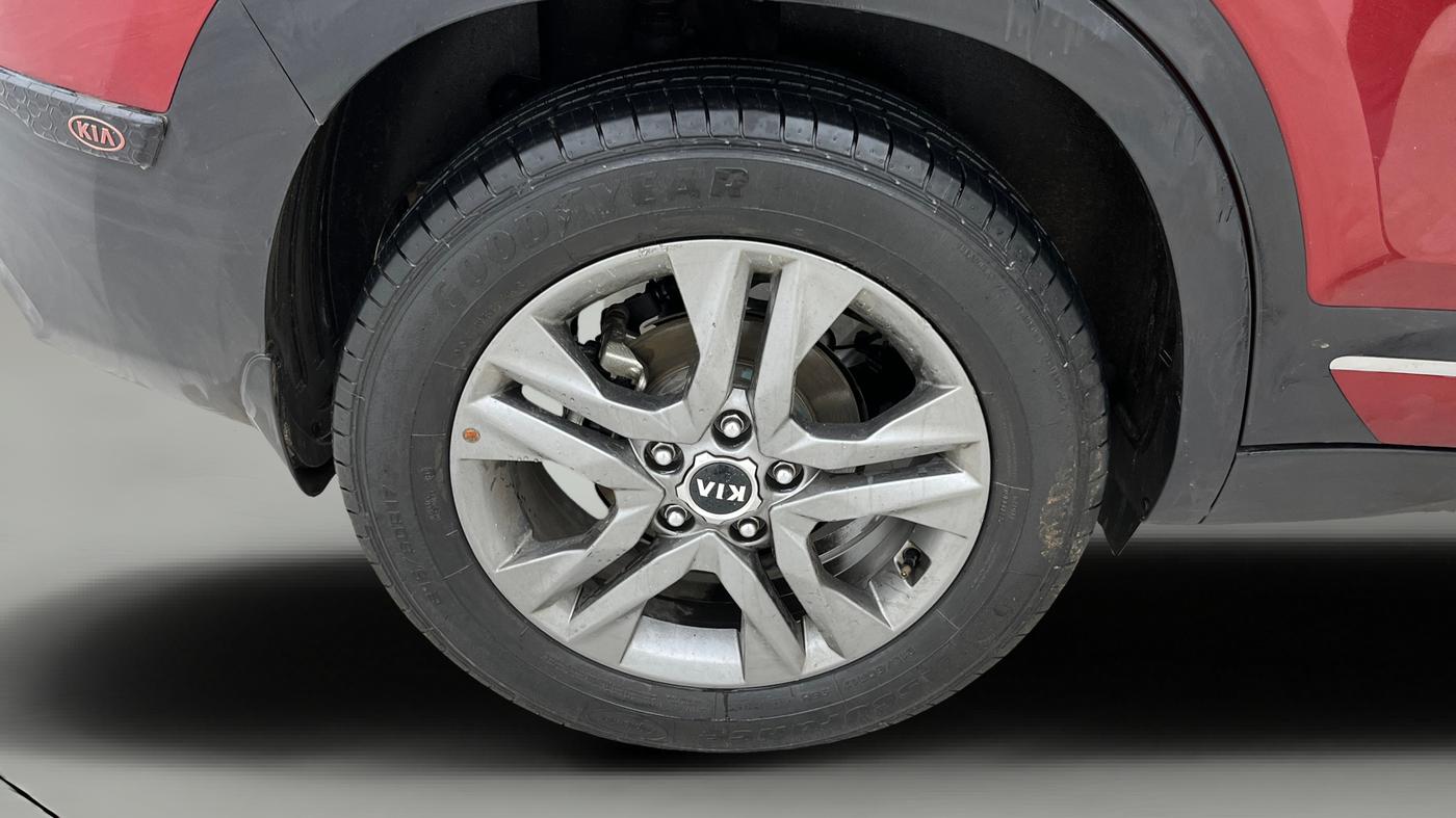 2020 KIA SELTOS HTX 1.5 PETROL, Petrol, Manual, 26,071 km, Right Rear Wheel