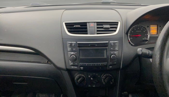 2017 Maruti Swift VXI O, Petrol, Manual, 69,453 km, Air Conditioner