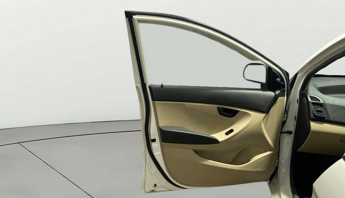 2016 Hyundai Eon ERA +, Petrol, Manual, 78,700 km, LHS Front Door