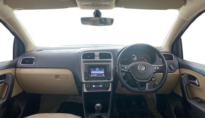 2016 Volkswagen Ameo HIGHLINE1.2L, Petrol, Manual, 27,425 km, Dashboard