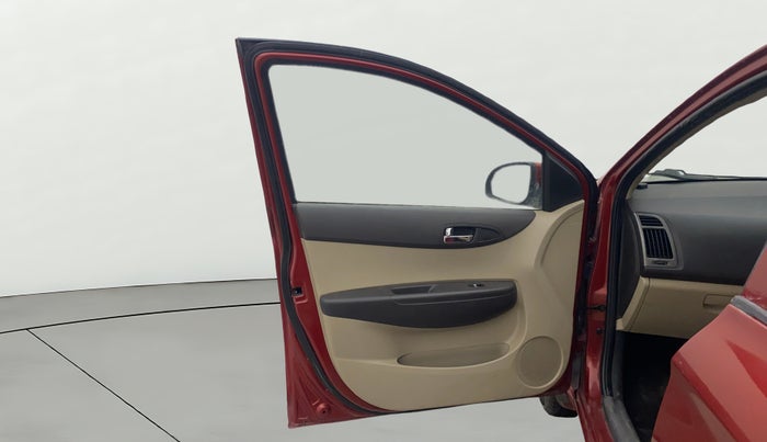 2012 Hyundai i20 SPORTZ 1.2, Petrol, Manual, 1,26,157 km, LHS Front Door