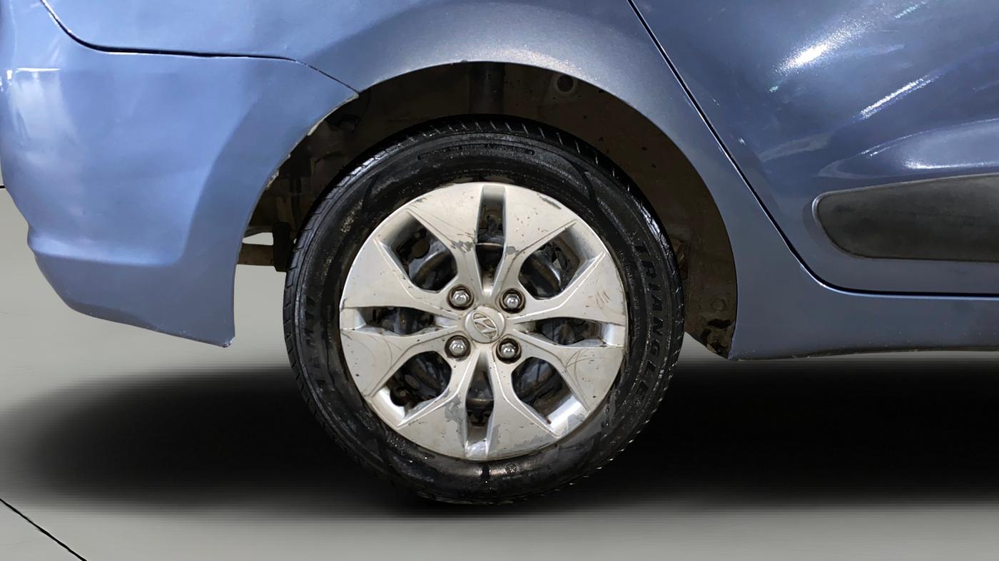 2015 Hyundai Xcent S 1.2, Petrol, Manual, 81,636 km, Right Rear Wheel