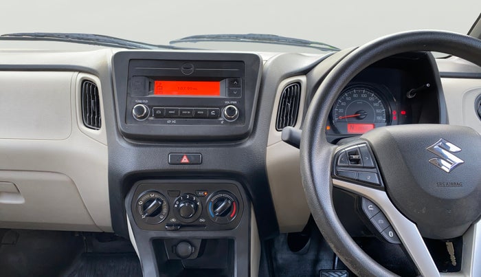 2020 Maruti New Wagon-R VXI 1.2 AMT, Petrol, Automatic, 28,499 km, Air Conditioner