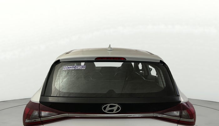 2023 Hyundai NEW I20 SPORTZ 1.2 MT, Petrol, Manual, 26,072 km, Rear Windshield