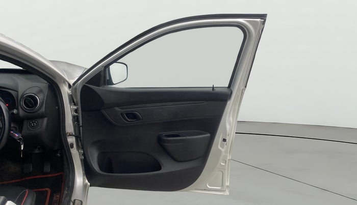 2022 Renault Kwid RXT 1.0 AMT, Petrol, Automatic, 56,209 km, RHS Front Door