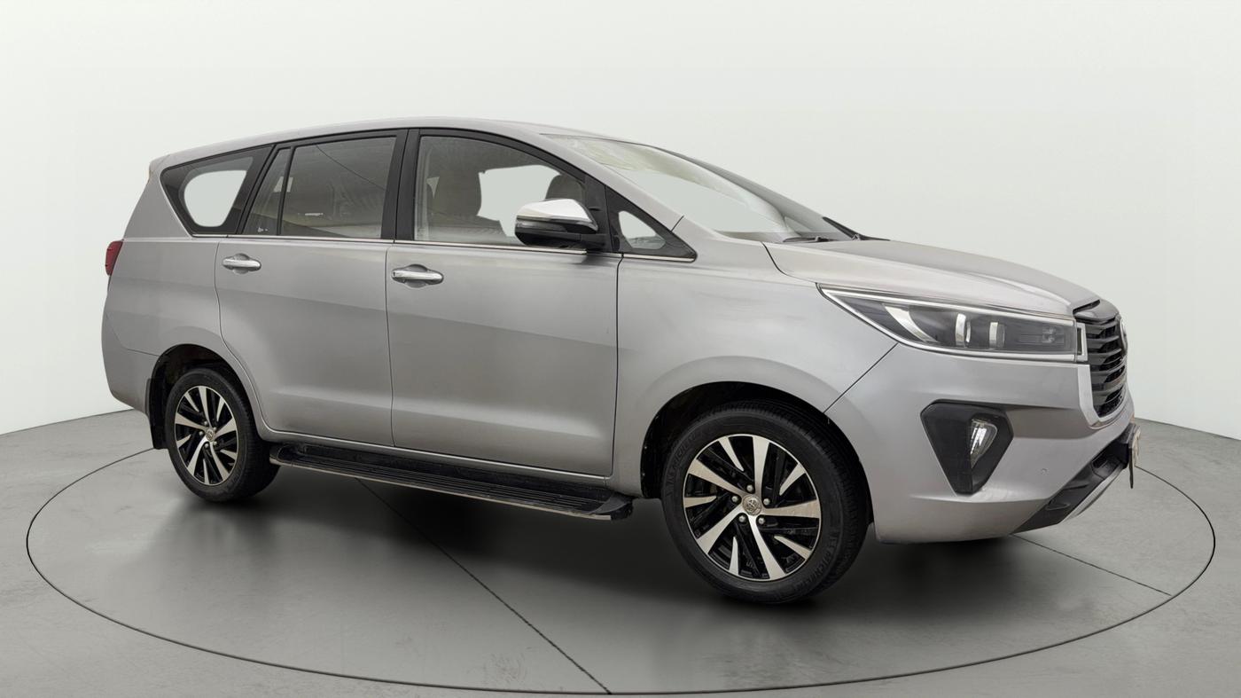 2022 Toyota Innova Crysta 2.7 ZX AT 7 STR, Petrol, Automatic, 51,133 km, Right Front Diagonal