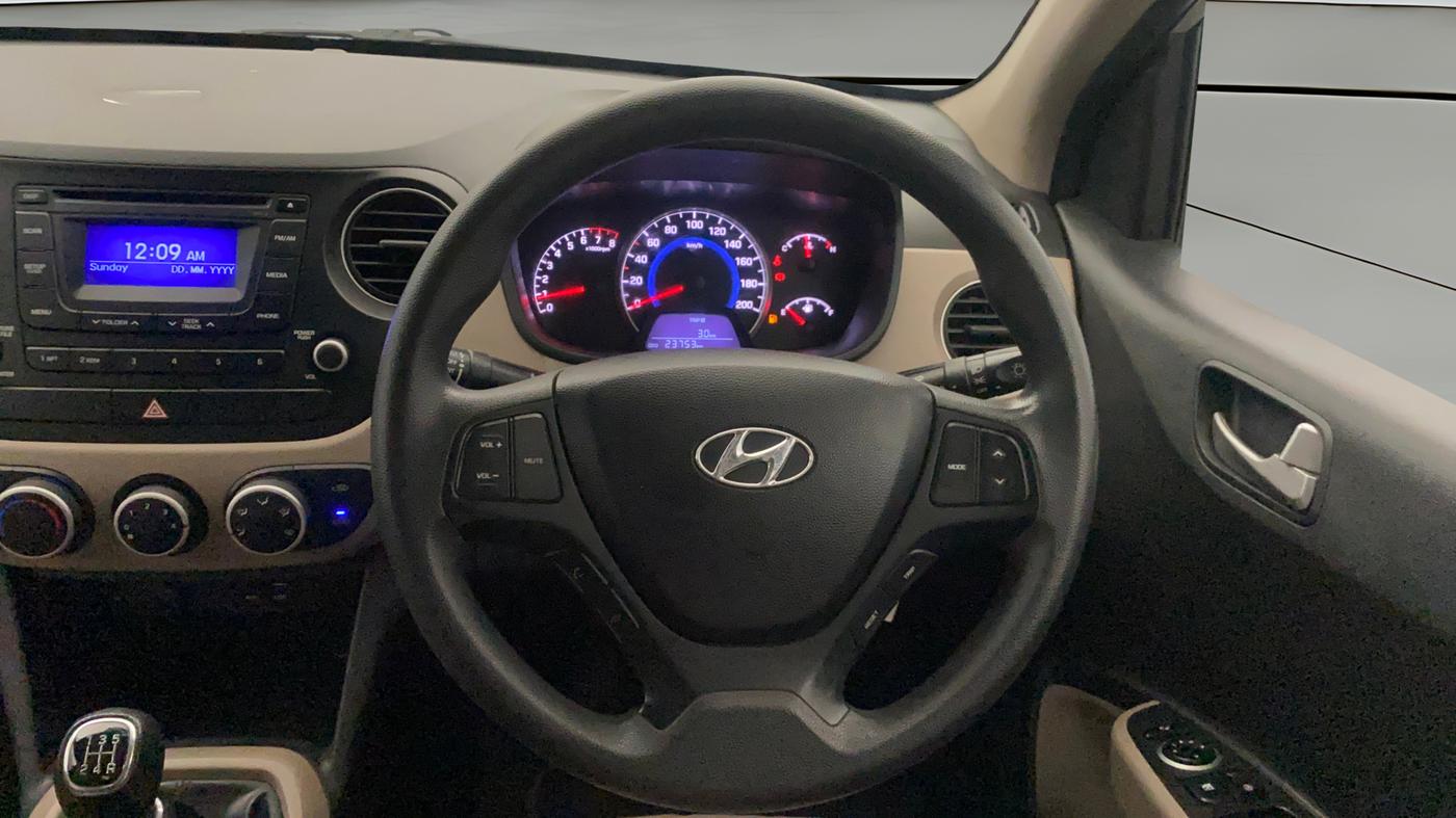2016 Hyundai Grand i10 SPORTZ 1.2 KAPPA VTVT, Petrol, Manual, 23,734 km, Steering Wheel Close Up