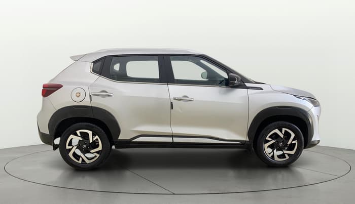 2021 Nissan MAGNITE XV PREMIUM, CNG, Manual, 39,567 km, Right Side View