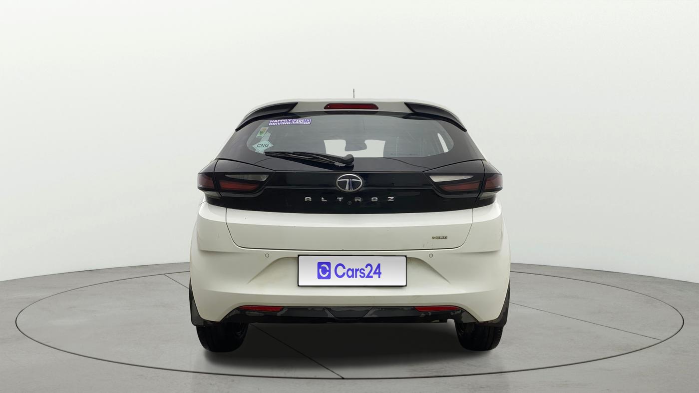 2024 Tata ALTROZ XZ CNG, CNG, Manual, 28,351 km, Back/Rear