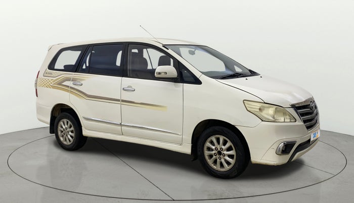 2014 Toyota Innova 2.5 ZX 7 STR, Diesel, Manual, 1,70,000 km, Right Front Diagonal