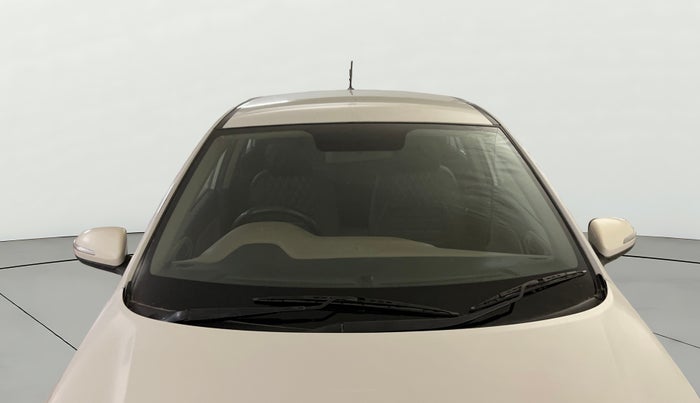 2017 Hyundai Elite i20 ASTA 1.2, CNG, Manual, 66,289 km, Front Windshield