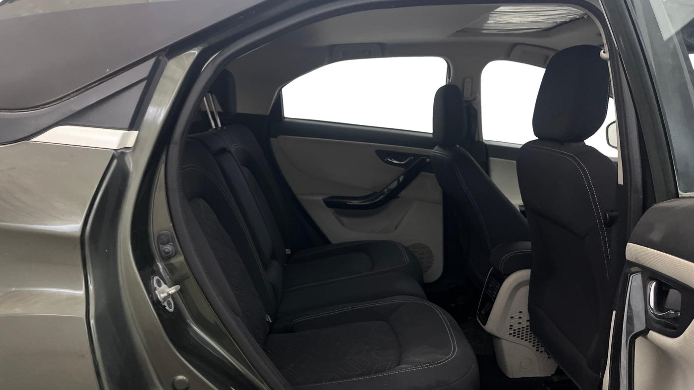 2021 Tata NEXON XZ PLUS (O) PETROL, Petrol, Manual, 27,417 km, Right Side Rear Door Cabin