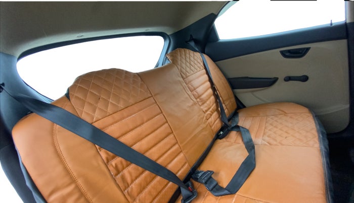 2012 Hyundai Eon ERA +, Petrol, Manual, 65,791 km, Right Side Rear Door Cabin