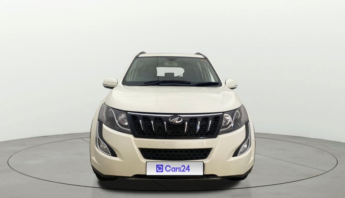 2017 Mahindra XUV500 W6, Diesel, Manual, 25,130 km, Front
