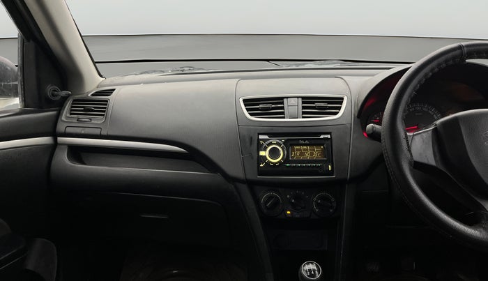 2016 Maruti Swift LXI (O), Petrol, Manual, 44,420 km, Air Conditioner