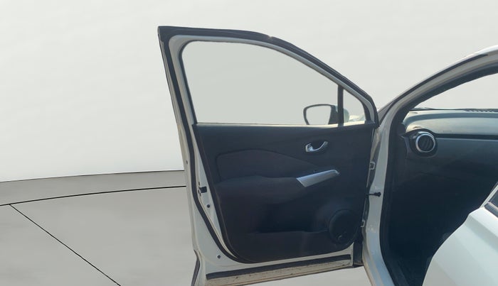 2019 Nissan Kicks XL DIESEL, Diesel, Manual, 21,691 km, LHS Front Door