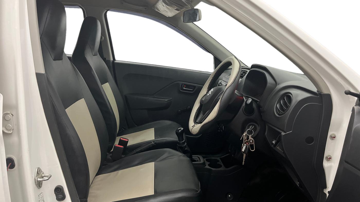 2023 Maruti Alto K10 LXI, CNG, Manual, 37,953 km, Right Side Front Door Cabin