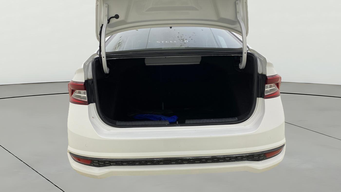 2023 Skoda SLAVIA AMBITION 1.0L TSI MT, Petrol, Manual, 49,091 km, Boot Open Zoomed View
