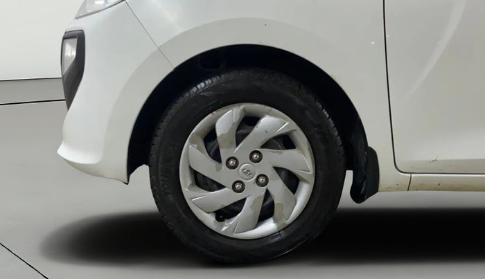 2019 Hyundai NEW SANTRO SPORTZ CNG, CNG, Manual, 76,318 km, Left Front Wheel