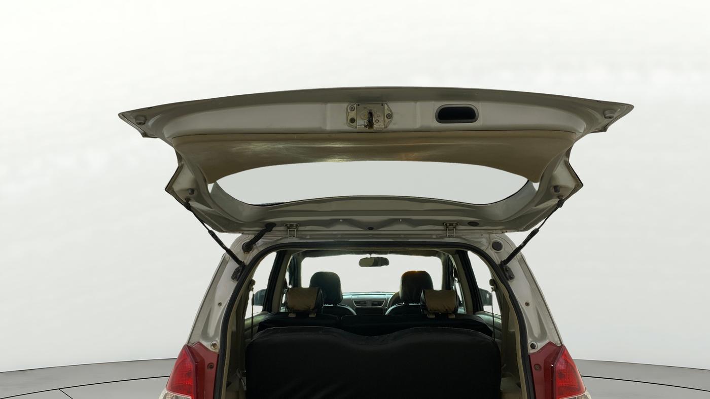 2014 Maruti Ertiga VXI CNG, CNG, Manual, 80,251 km, Boot Door Open