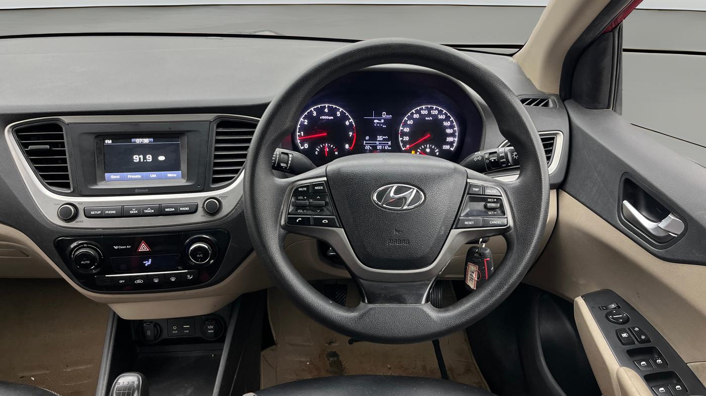 2019 Hyundai Verna 1.4 EX PETROL, Petrol, Manual, 89,110 km, Steering Wheel Close Up