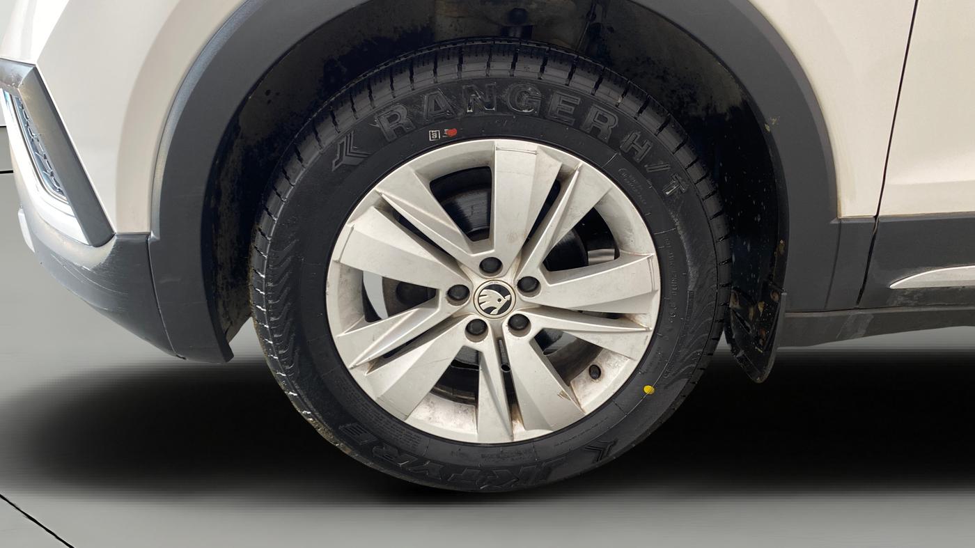 2022 Skoda KUSHAQ AMBITION 1.0L TSI MT, Petrol, Manual, 44,955 km, Left Front Wheel