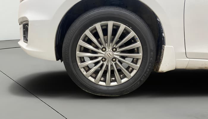 2017 Maruti Ciaz ALPHA DIESEL 1.3, Diesel, Manual, 1,47,557 km, Left Front Wheel
