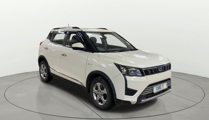 2022 Mahindra XUV300 W6 1.5 DIESEL AMT, Diesel, Automatic, 24,304 km, SRP