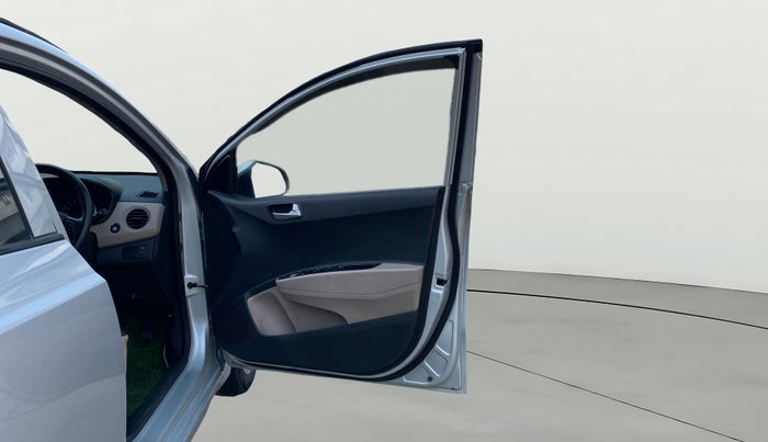 2017 Hyundai Grand i10 ASTA 1.2 KAPPA VTVT, Petrol, Manual, 81,771 km, RHS Front Door