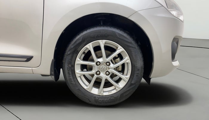 2022 Maruti Swift ZXI, Petrol, Manual, 39,211 km, Right Front Wheel